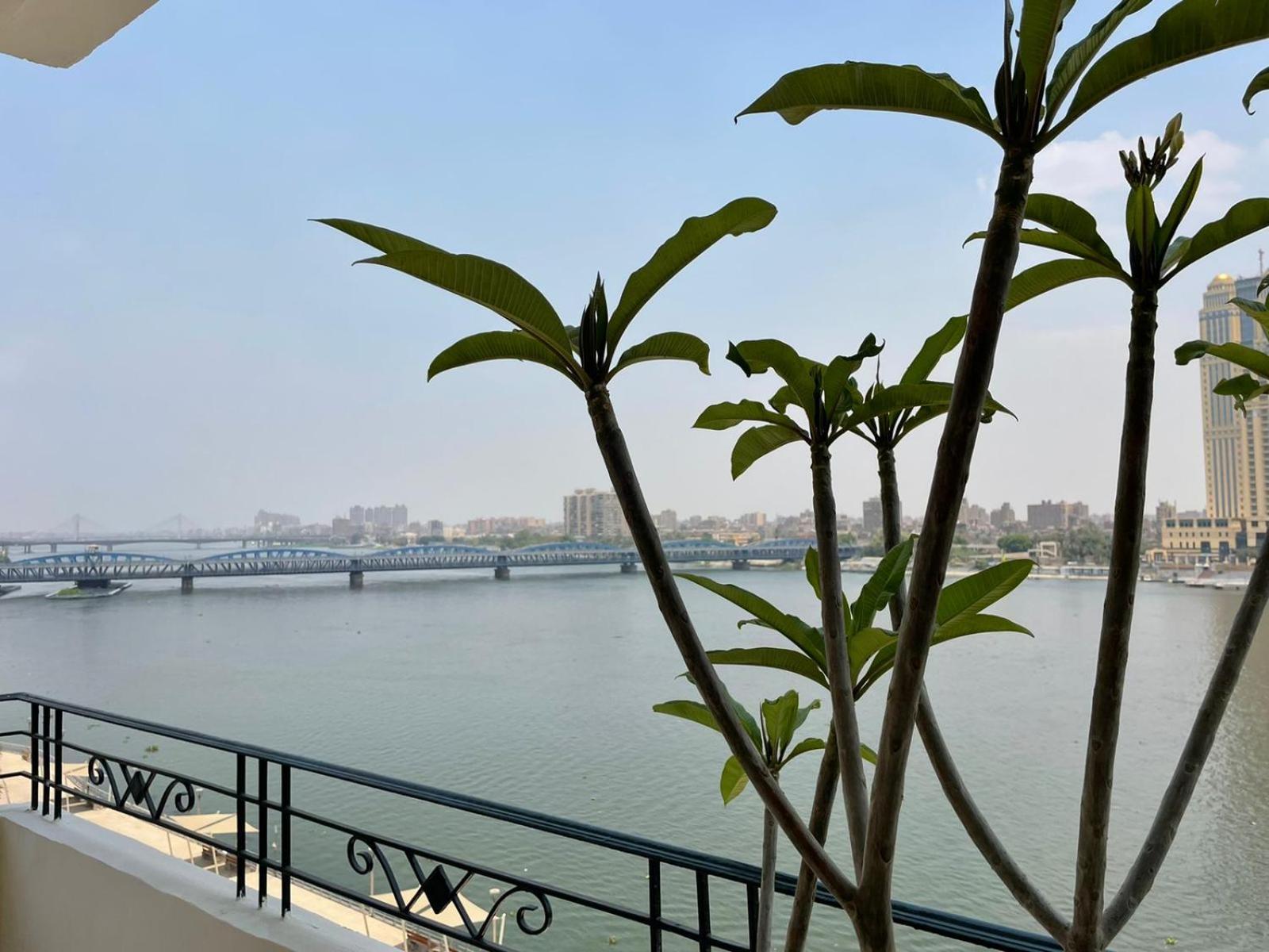 Luxury On The Nile - Zamalek Apartments Cairo Exterior foto